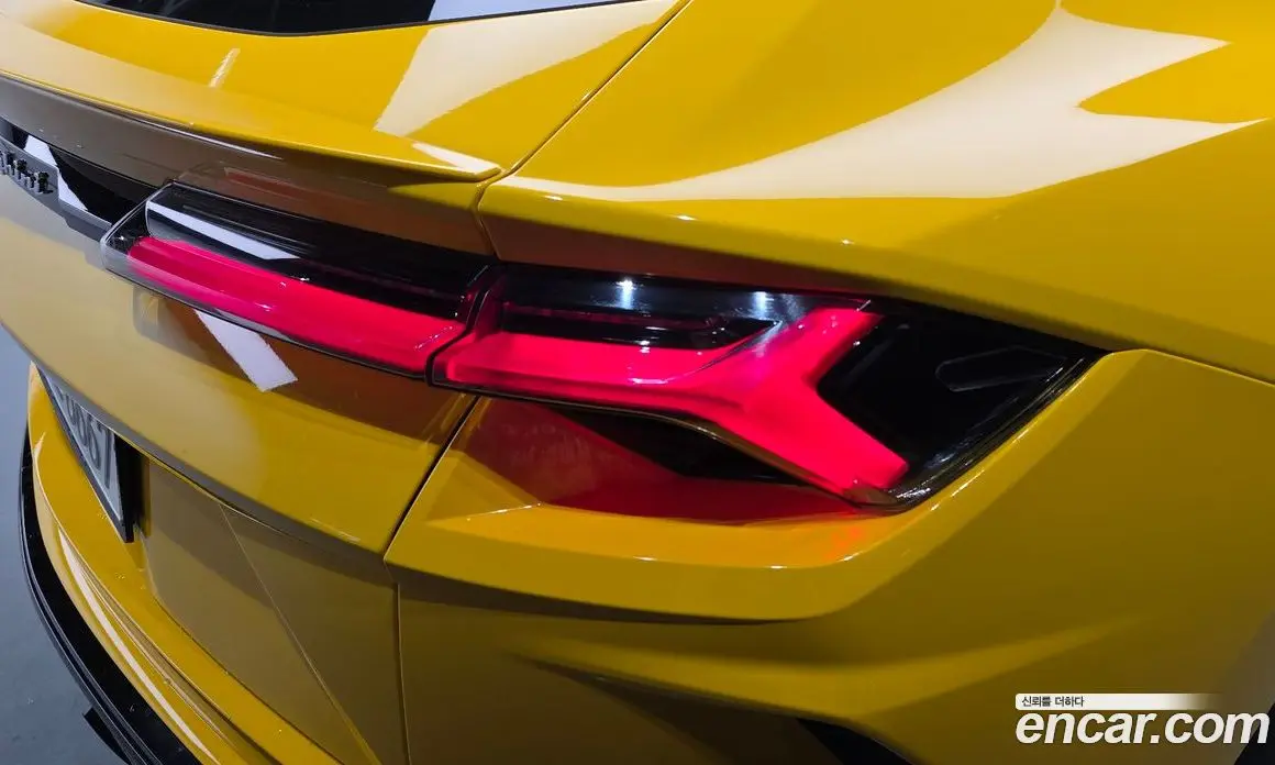 Lamborghini Urus 2021 4.0 автомат (гидро), фото 8 Lamborghini Urus 2021 4.0 автомат (гидро), фото 8
