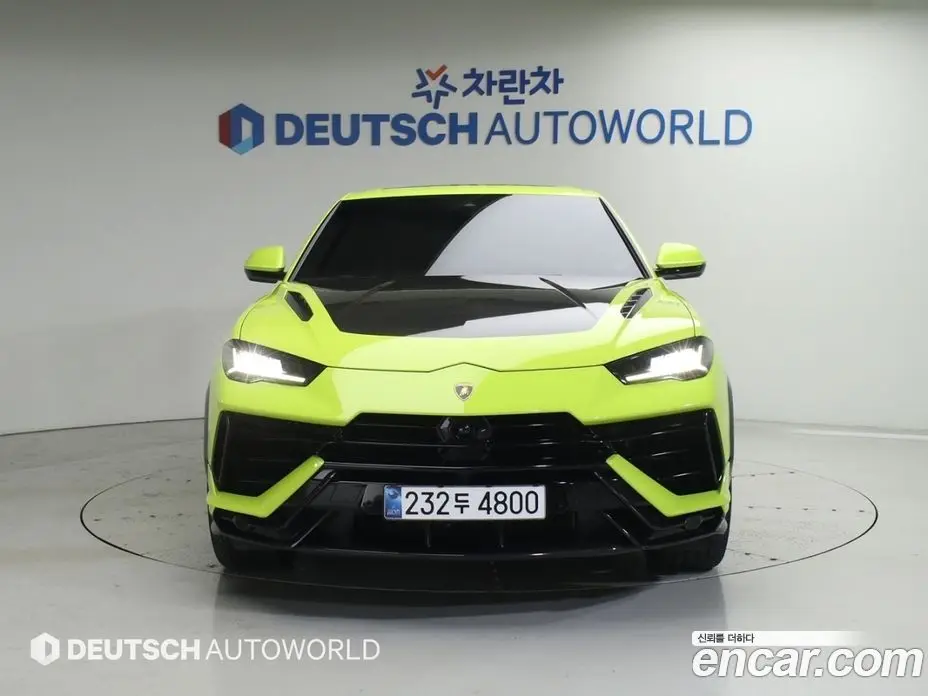 Lamborghini Urus 2024 4.0 автомат (гидро), фото 1 Lamborghini Urus 2024 4.0 автомат (гидро), фото 1