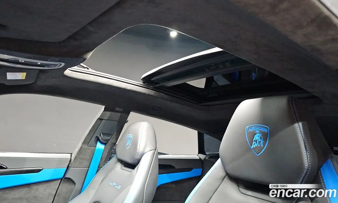Lamborghini Urus 2024 4.0 автомат (гидро), фото 18 Lamborghini Urus 2024 4.0 автомат (гидро), фото 18