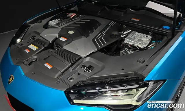Lamborghini Urus 2024 4.0 автомат (гидро), миниатюра 6 Lamborghini Urus 2024 4.0 автомат (гидро), миниатюра 6