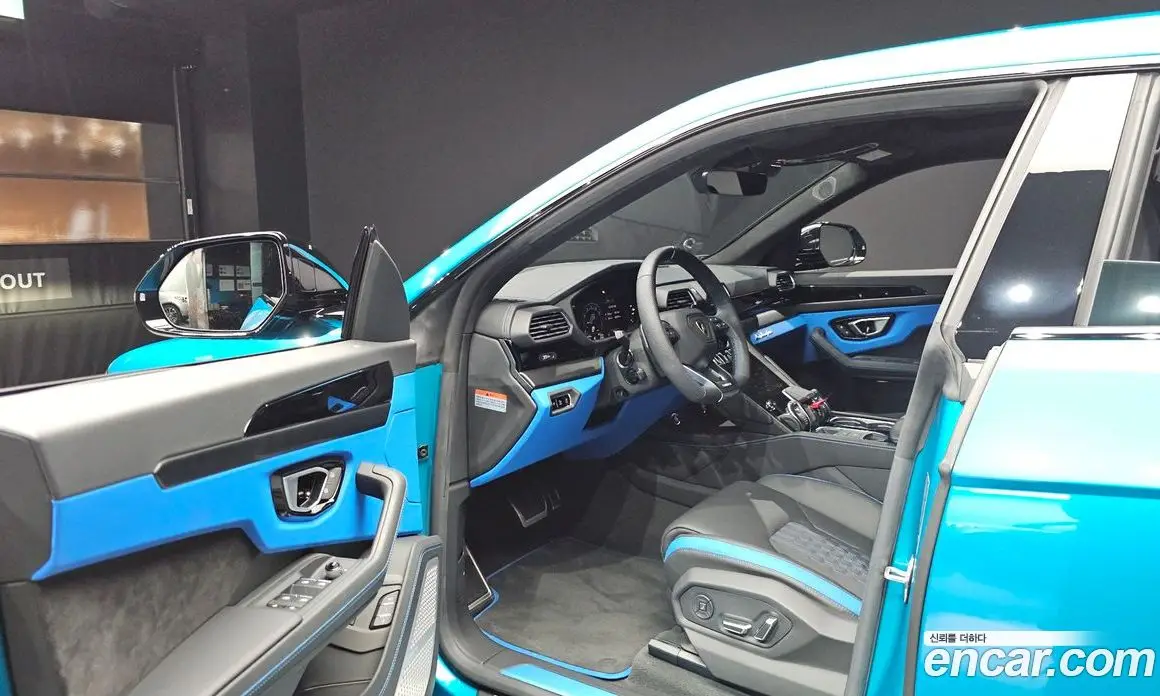 Lamborghini Urus 2024 4.0 автомат (гидро), фото 10 Lamborghini Urus 2024 4.0 автомат (гидро), фото 10
