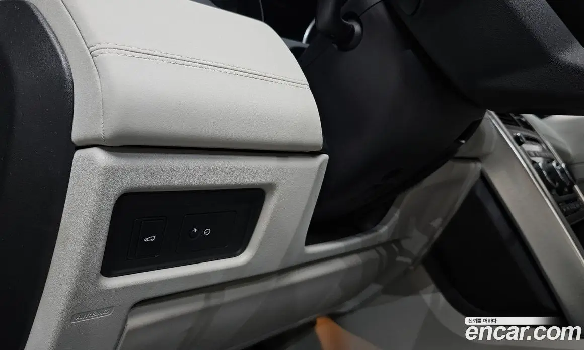 Land Rover Discovery Sport 2016 2.0 автомат (гидро), фото 24 Land Rover Discovery Sport 2016 2.0 автомат (гидро), фото 24