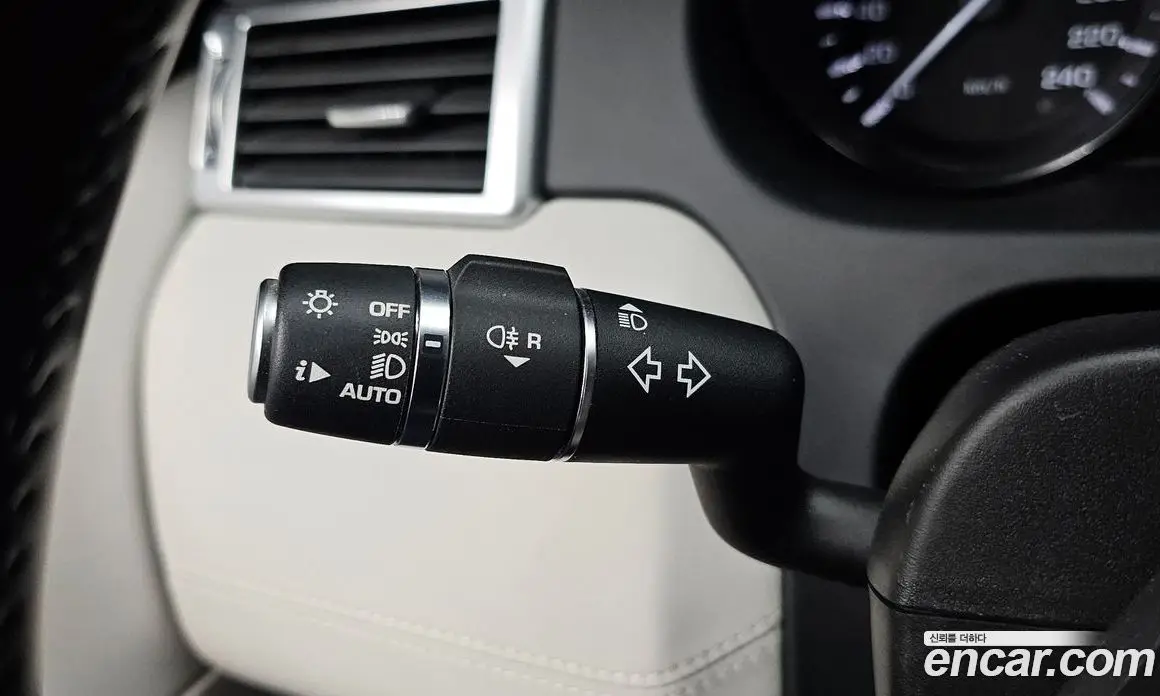 Land Rover Discovery Sport 2016 2.0 автомат (гидро), фото 27 Land Rover Discovery Sport 2016 2.0 автомат (гидро), фото 27