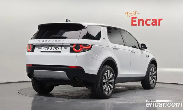 Land Rover Discovery Sport 2018 2.0 автомат (гидро), миниатюра 2 Land Rover Discovery Sport 2018 2.0 автомат (гидро), миниатюра 2