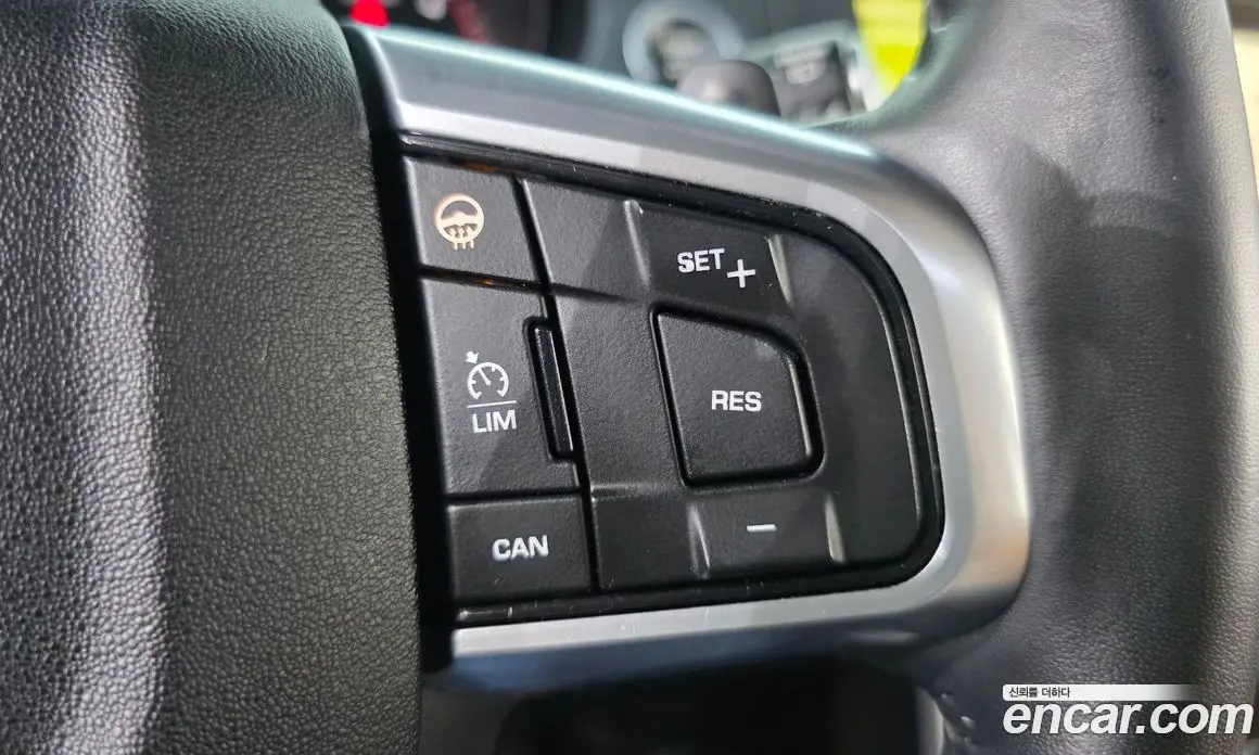 Land Rover Discovery Sport 2018 2.0 автомат (гидро), фото 25 Land Rover Discovery Sport 2018 2.0 автомат (гидро), фото 25