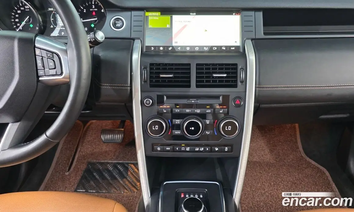 Land Rover Discovery Sport 2018 2.0 автомат (гидро), фото 26 Land Rover Discovery Sport 2018 2.0 автомат (гидро), фото 26