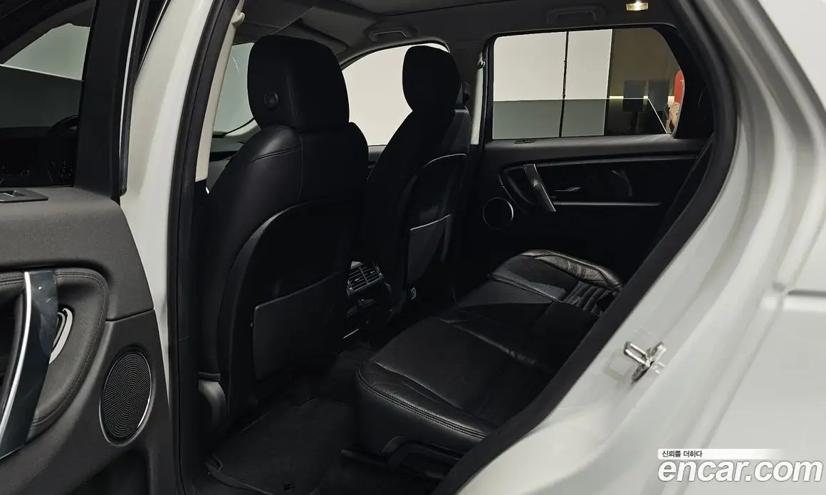Land Rover Discovery Sport 2020 2.0 автомат (гидро), фото 15 Land Rover Discovery Sport 2020 2.0 автомат (гидро), фото 15