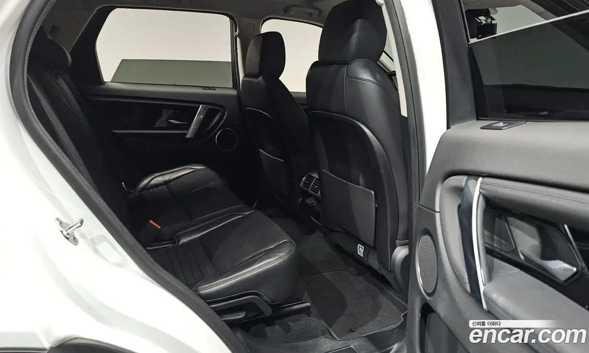 Land Rover Discovery Sport 2020 2.0 автомат (гидро), фото 16 Land Rover Discovery Sport 2020 2.0 автомат (гидро), фото 16
