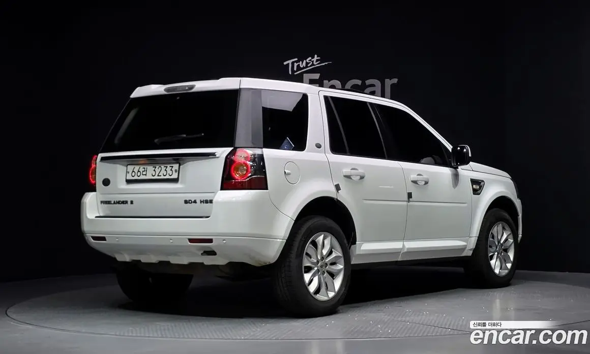 Land Rover Freelander 2013 2.2 автомат (гидро), фото 2 Land Rover Freelander 2013 2.2 автомат (гидро), фото 2