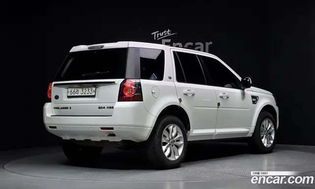 Land Rover Freelander 2013 2.2 автомат (гидро), миниатюра 2 Land Rover Freelander 2013 2.2 автомат (гидро), миниатюра 2