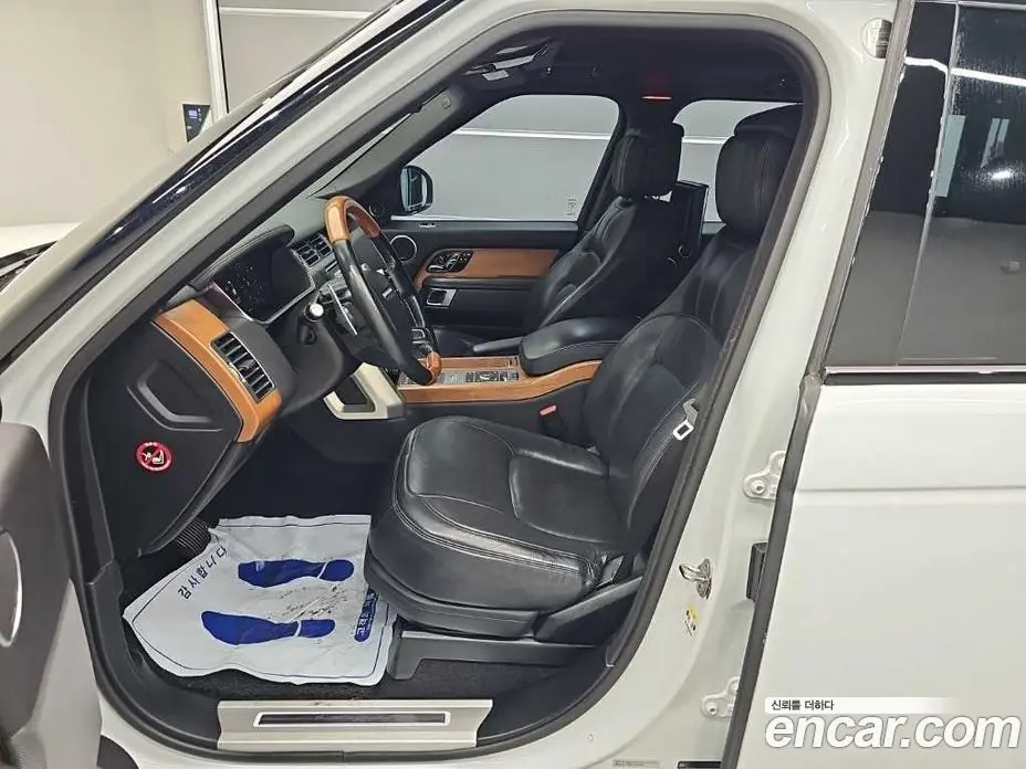 Land Rover Range Rover 2018 4.4 автомат (гидро), фото 11 Land Rover Range Rover 2018 4.4 автомат (гидро), фото 11