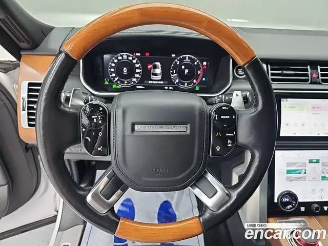 Land Rover Range Rover 2018 4.4 автомат (гидро), миниатюра 9 Land Rover Range Rover 2018 4.4 автомат (гидро), миниатюра 9
