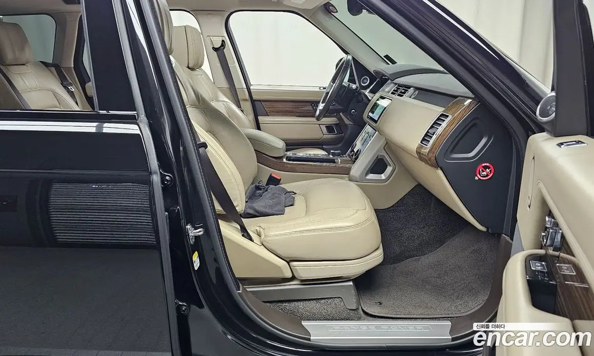Land Rover Range Rover 2018 4.4 автомат (гидро), фото 11 Land Rover Range Rover 2018 4.4 автомат (гидро), фото 11