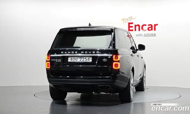 Land Rover Range Rover 2018 4.4 автомат (гидро), миниатюра 4 Land Rover Range Rover 2018 4.4 автомат (гидро), миниатюра 4