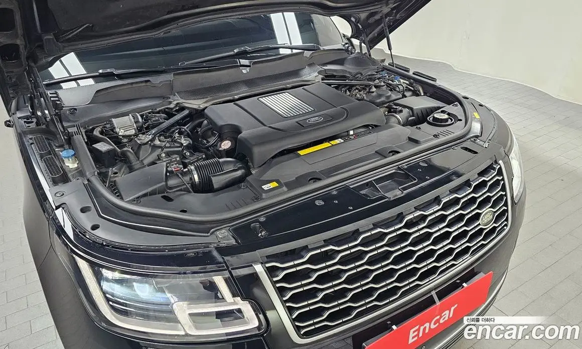 Land Rover Range Rover 2018 4.4 автомат (гидро), фото 6 Land Rover Range Rover 2018 4.4 автомат (гидро), фото 6