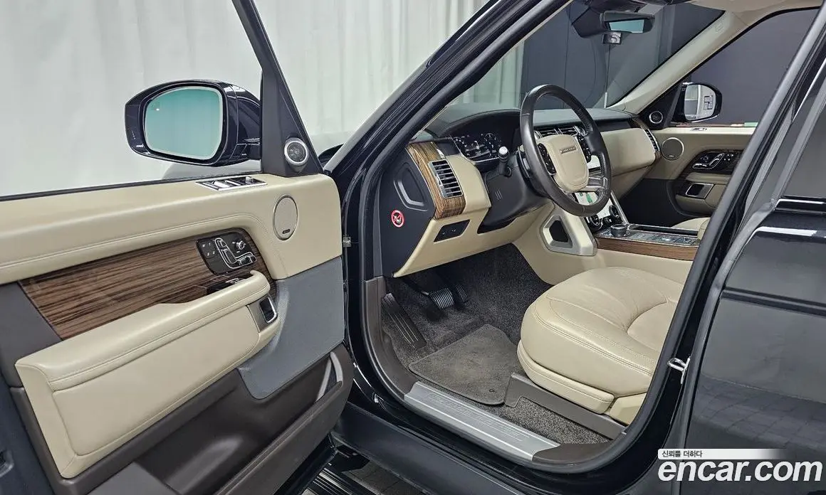 Land Rover Range Rover 2018 4.4 автомат (гидро), фото 10 Land Rover Range Rover 2018 4.4 автомат (гидро), фото 10