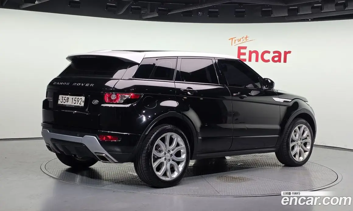 Land Rover Range Rover Evoque 2014 2.2 автомат (гидро), фото 2 Land Rover Range Rover Evoque 2014 2.2 автомат (гидро), фото 2