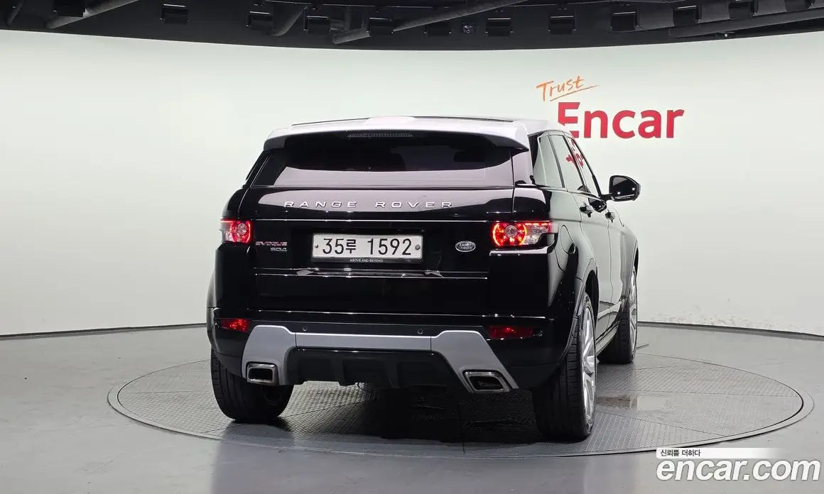 Land Rover Range Rover Evoque 2014 2.2 автомат (гидро), фото 4 Land Rover Range Rover Evoque 2014 2.2 автомат (гидро), фото 4