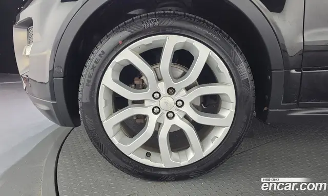 Land Rover Range Rover Evoque 2014 2.2 автомат (гидро), миниатюра 5 Land Rover Range Rover Evoque 2014 2.2 автомат (гидро), миниатюра 5