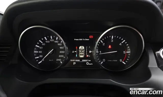 Land Rover Range Rover Evoque 2014 2.2 автомат (гидро), миниатюра 8 Land Rover Range Rover Evoque 2014 2.2 автомат (гидро), миниатюра 8