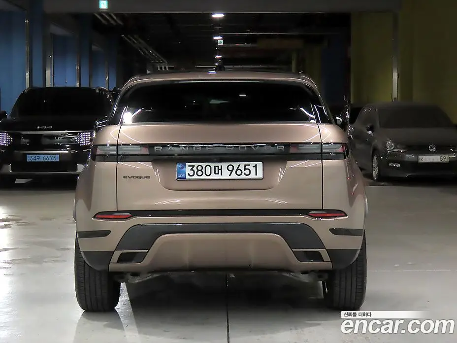 Land Rover Range Rover Evoque 2025 2.0 автомат (гидро), фото 4 Land Rover Range Rover Evoque 2025 2.0 автомат (гидро), фото 4