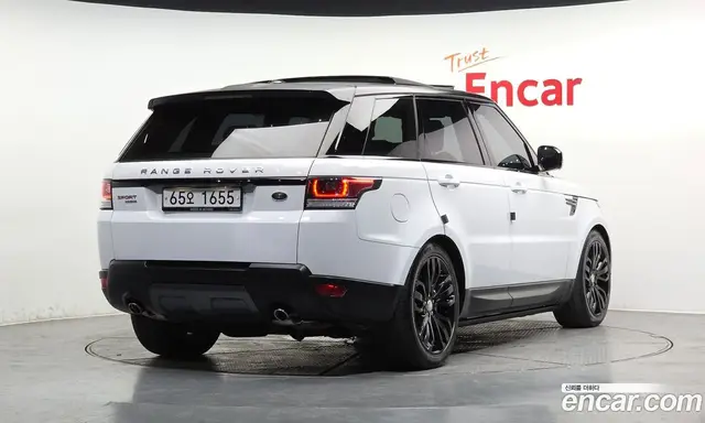 Land Rover Range Rover Sport 2016 4.4 автомат (гидро), миниатюра 2 Land Rover Range Rover Sport 2016 4.4 автомат (гидро), миниатюра 2