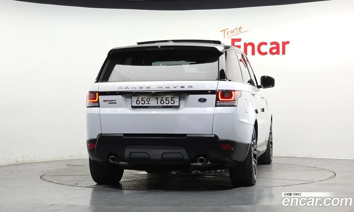 Land Rover Range Rover Sport 2016 4.4 автомат (гидро), фото 4 Land Rover Range Rover Sport 2016 4.4 автомат (гидро), фото 4