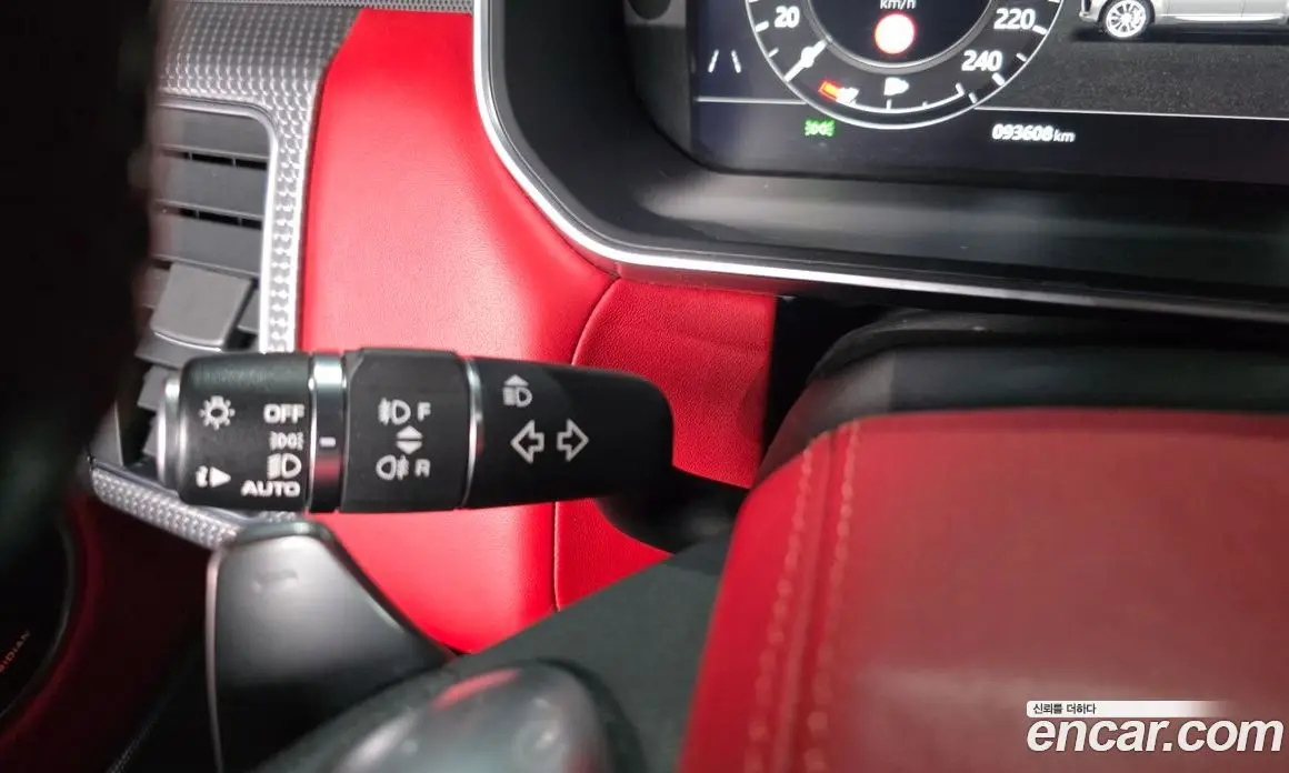 Land Rover Range Rover Sport 2019 3.0 автомат (гидро), фото 34 Land Rover Range Rover Sport 2019 3.0 автомат (гидро), фото 34