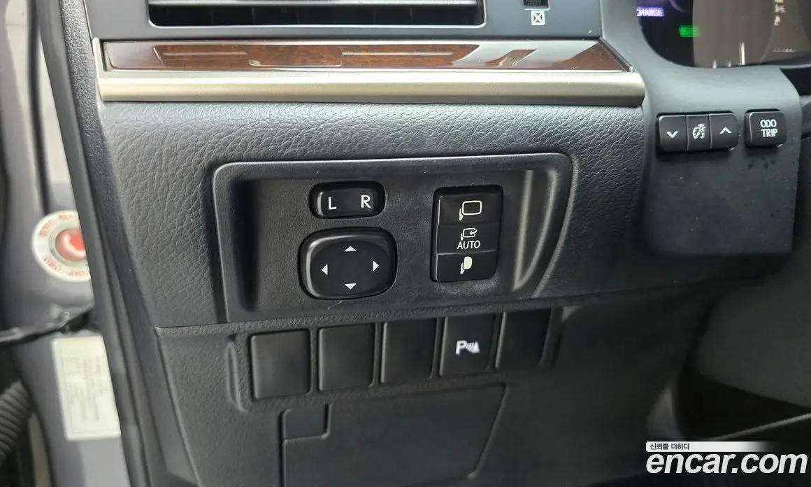 Lexus ES 2012 2.5 автомат (гидро), фото 10 Lexus ES 2012 2.5 автомат (гидро), фото 10
