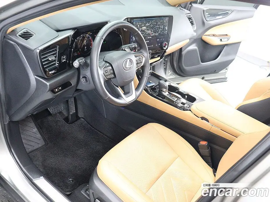 Lexus NX 2023 2.5 автомат (гидро), фото 16 Lexus NX 2023 2.5 автомат (гидро), фото 16