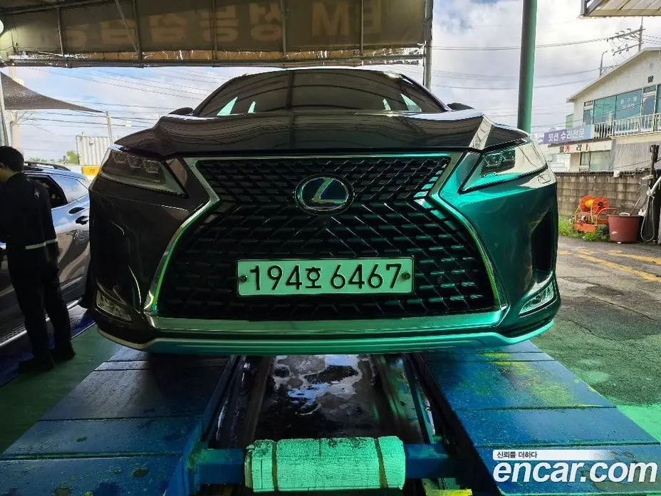 Lexus RX 2022 3.5 автомат (гидро), фото 1 Lexus RX 2022 3.5 автомат (гидро), фото 1