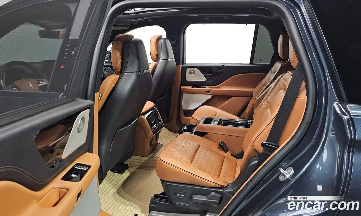 Lincoln Aviator 2022 3.0 автомат (гидро), фото 16 Lincoln Aviator 2022 3.0 автомат (гидро), фото 16