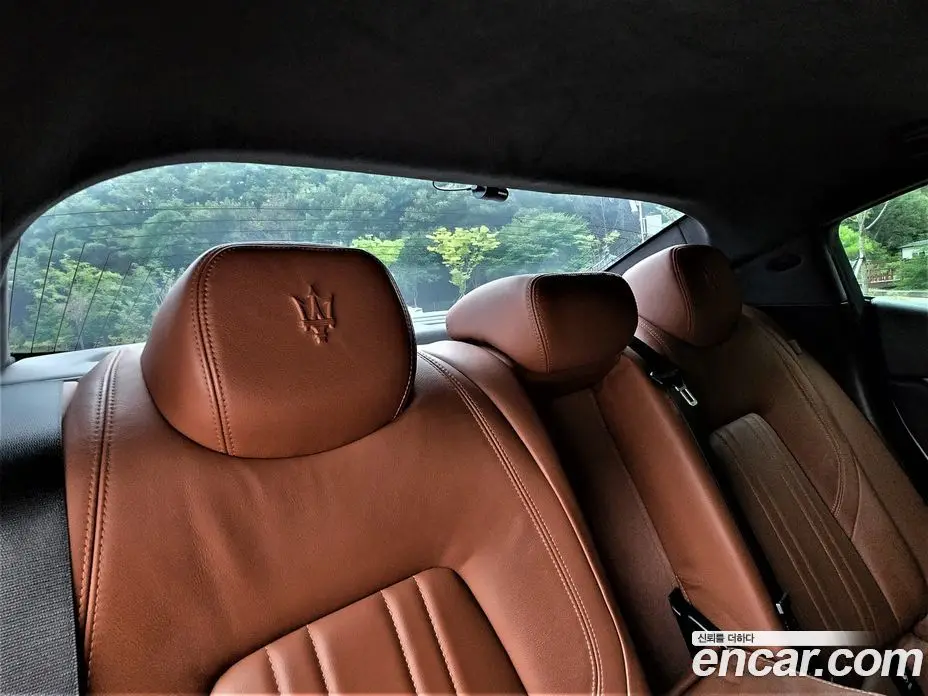 Maserati Ghibli 2014 3.0 автомат (гидро), фото 16 Maserati Ghibli 2014 3.0 автомат (гидро), фото 16
