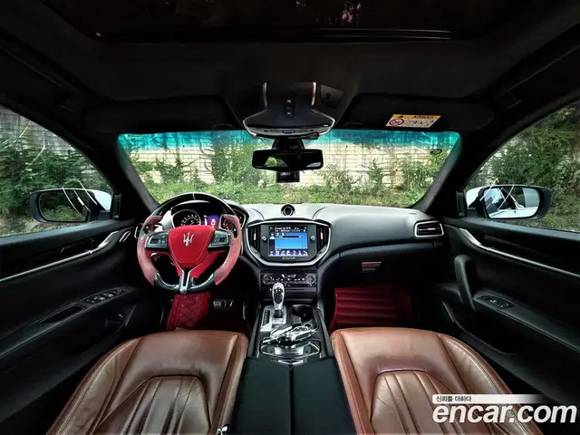Maserati Ghibli 2014 3.0 автомат (гидро), миниатюра 7 Maserati Ghibli 2014 3.0 автомат (гидро), миниатюра 7