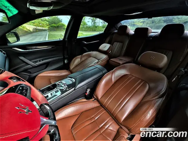 Maserati Ghibli 2014 3.0 автомат (гидро), миниатюра 8 Maserati Ghibli 2014 3.0 автомат (гидро), миниатюра 8