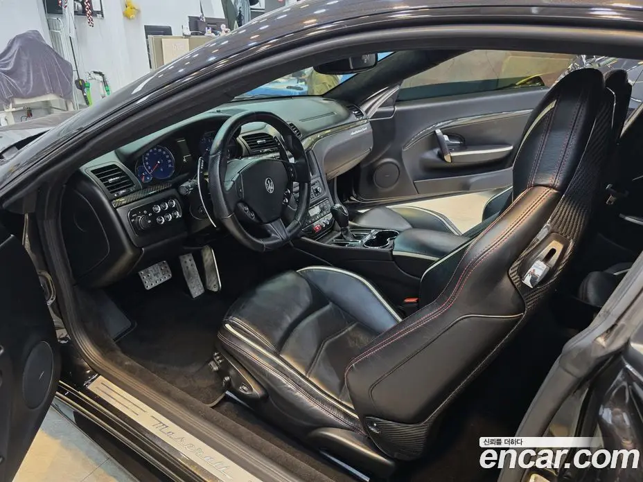 Maserati GranTurismo 2016 4.7 автомат (гидро), фото 11 Maserati GranTurismo 2016 4.7 автомат (гидро), фото 11