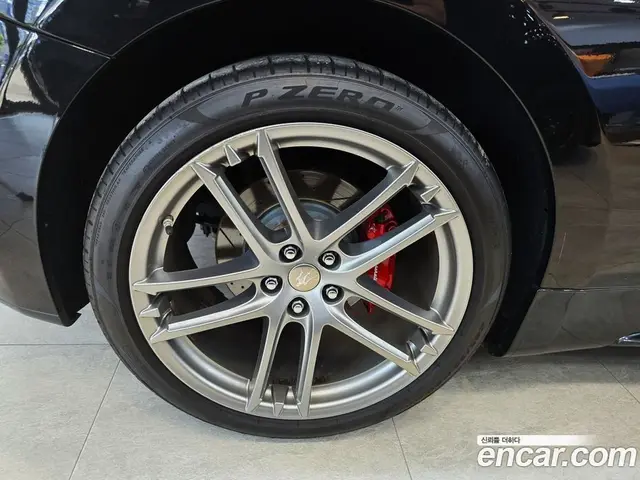 Maserati GranTurismo 2016 4.7 автомат (гидро), миниатюра 7 Maserati GranTurismo 2016 4.7 автомат (гидро), миниатюра 7