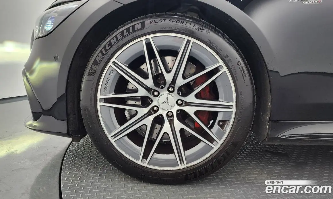 Mercedes-Benz AMG GT 2023 3.0 автомат (гидро), фото 5 Mercedes-Benz AMG GT 2023 3.0 автомат (гидро), фото 5