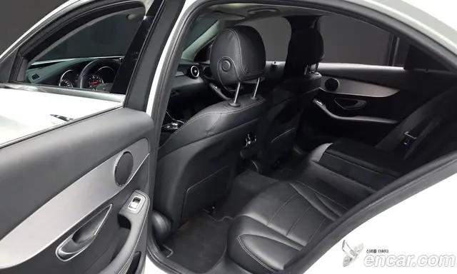 Mercedes-Benz C-Class 2017 2.1 автомат (гидро), миниатюра 11 Mercedes-Benz C-Class 2017 2.1 автомат (гидро), миниатюра 11