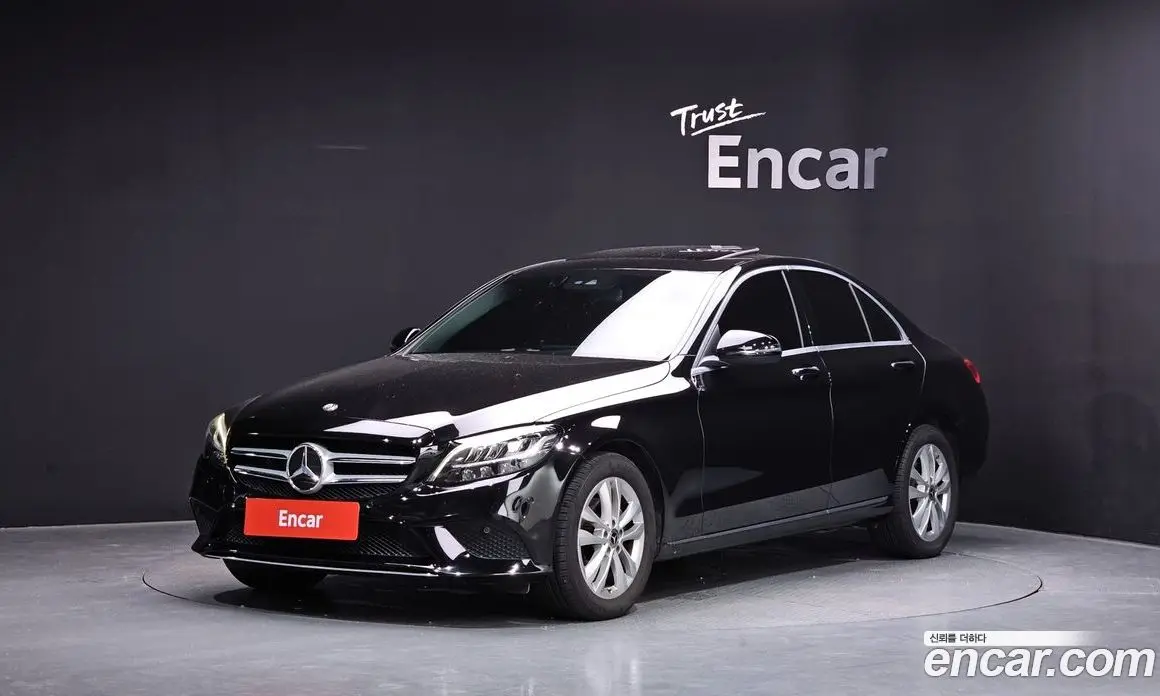 Mercedes-Benz C-Class 2020 2.0 автомат (гидро), фото 1 Mercedes-Benz C-Class 2020 2.0 автомат (гидро), фото 1