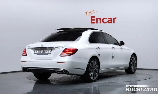 Mercedes-Benz E-Class 2017 3.0 автомат (гидро), миниатюра 2
