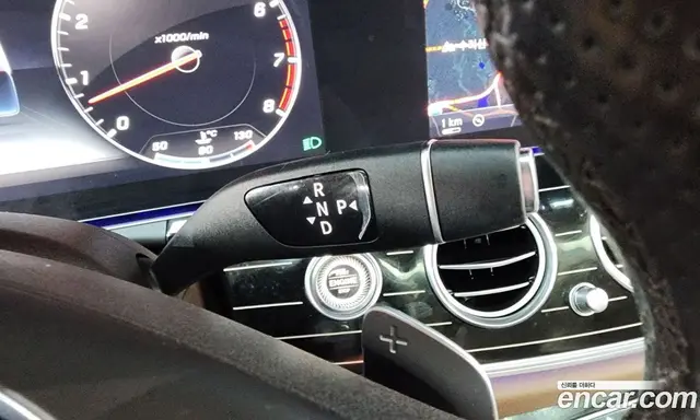 Mercedes-Benz E-Class 2017 3.0 автомат (гидро), миниатюра 12