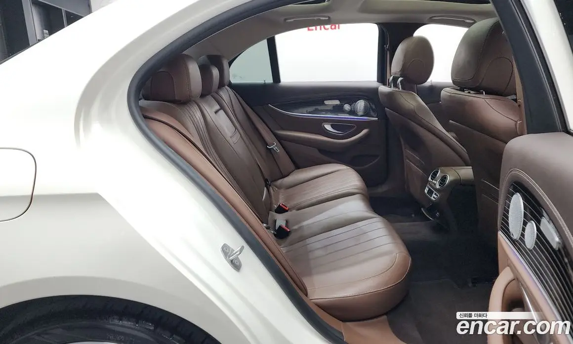 Mercedes-Benz E-Class 2017 3.0 автомат (гидро), фото 17