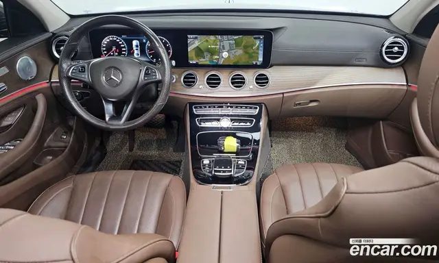 Mercedes-Benz E-Class 2018 2.0 автомат (гидро), миниатюра 10 Mercedes-Benz E-Class 2018 2.0 автомат (гидро), миниатюра 10