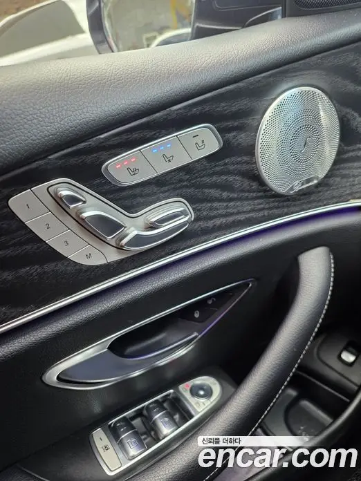 Mercedes-Benz E-Class 2018 2.0 автомат (гидро), фото 15 Mercedes-Benz E-Class 2018 2.0 автомат (гидро), фото 15