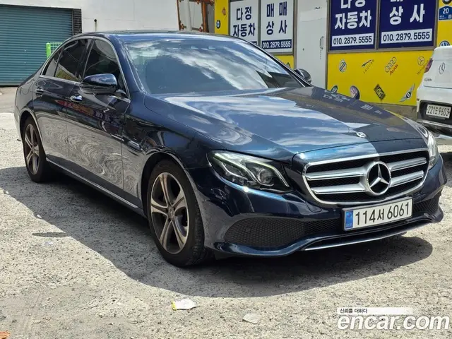 Mercedes-Benz E-Class 2018 2.0 автомат (гидро), миниатюра 3 Mercedes-Benz E-Class 2018 2.0 автомат (гидро), миниатюра 3