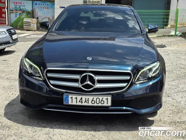 Mercedes-Benz E-Class 2018 2.0 автомат (гидро), миниатюра 5 Mercedes-Benz E-Class 2018 2.0 автомат (гидро), миниатюра 5