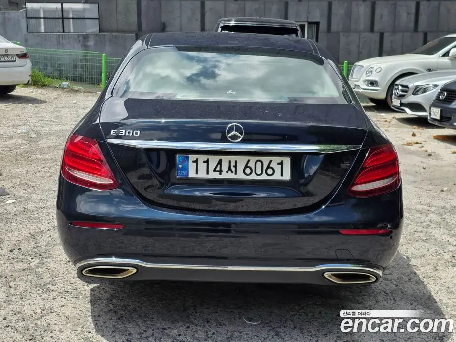 Mercedes-Benz E-Class 2018 2.0 автомат (гидро), фото 6 Mercedes-Benz E-Class 2018 2.0 автомат (гидро), фото 6