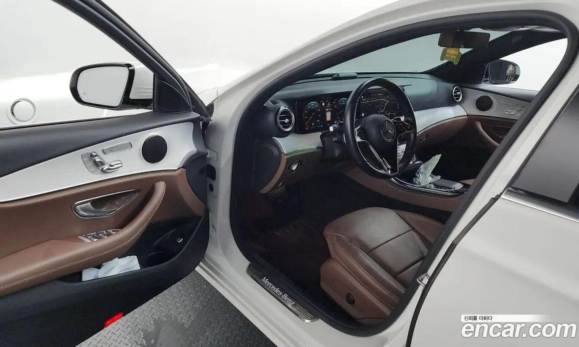 Mercedes-Benz E-Class 2020 2.0 автомат (гидро), фото 13 Mercedes-Benz E-Class 2020 2.0 автомат (гидро), фото 13