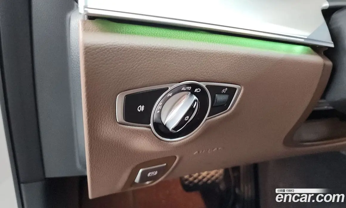 Mercedes-Benz E-Class 2020 2.0 автомат (гидро), фото 33 Mercedes-Benz E-Class 2020 2.0 автомат (гидро), фото 33